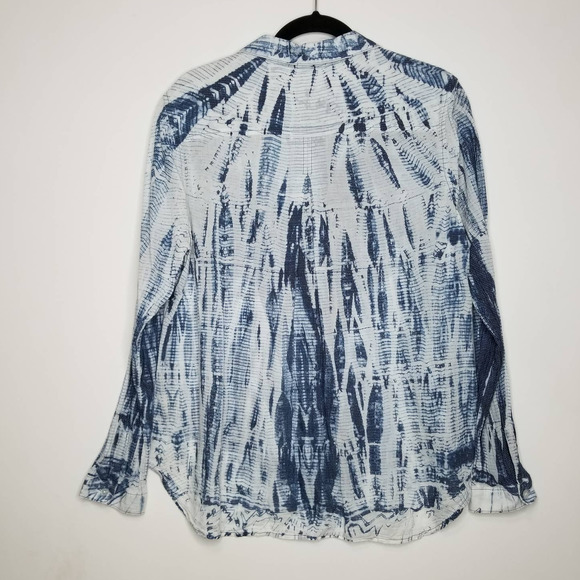 Cloth & Stone Blue and White Button Down Shirt - Picture 5 of 5